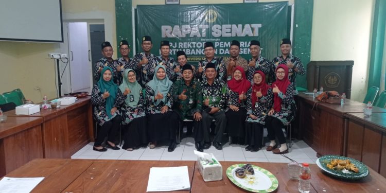 Rapat Senat dalam rangka LPJ Rektor dan pemberian pertimbangan dari Senat