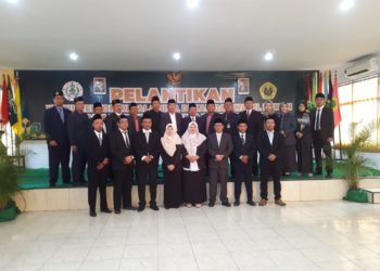 PELANTIKAN WAKIL REKTOR, DEKAN DAN WAKIL DEKAN DI LINGKUNGAN UNIVERSITAS ISLAM JEMBER